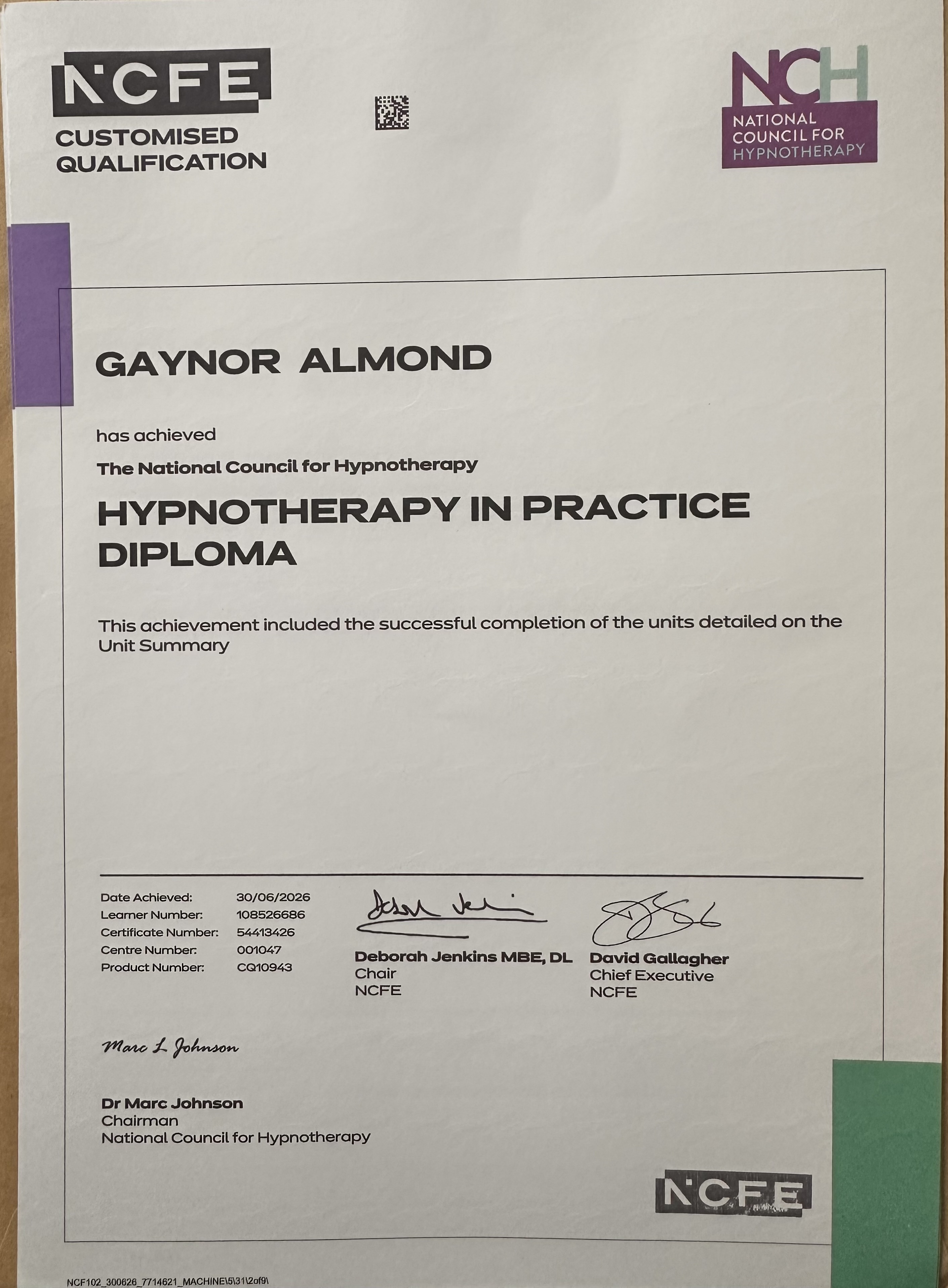 Integrative clinical hypnotherapist offering EMDR therapy in Cheshire